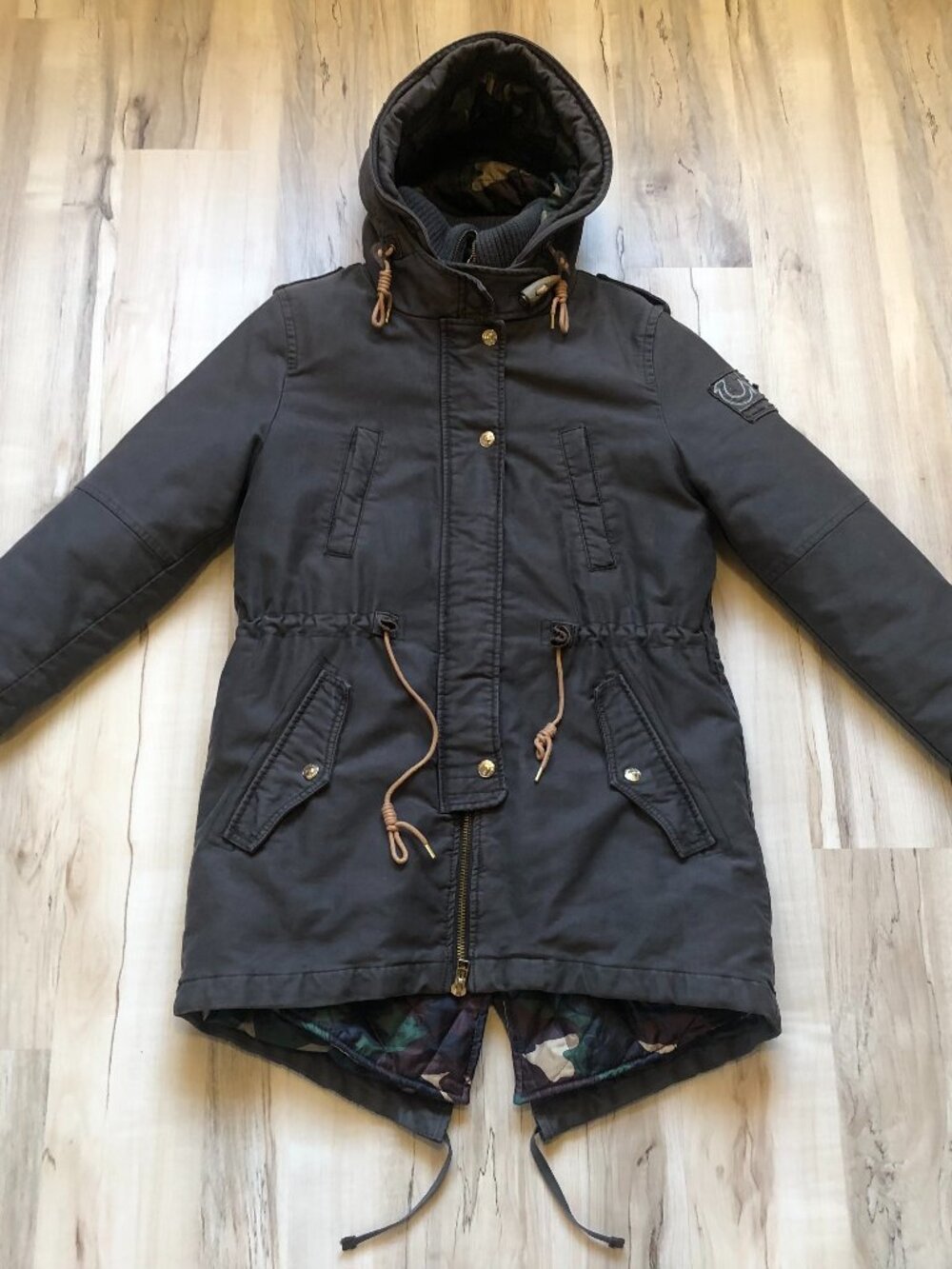 True Religion 2-in-1 Parka Jacket Coat M Detachable Camo Liner Hooded Women's